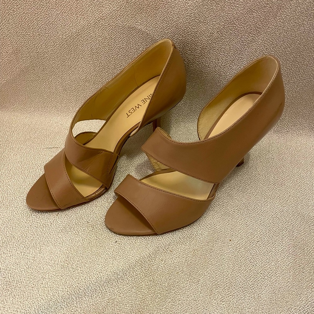 Nine West Nude heels